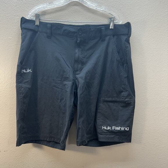 Huk Shorts Mens XL Black Performance Golf Chino Beach Preppy Stretch Fishing - Picture 1 of 4